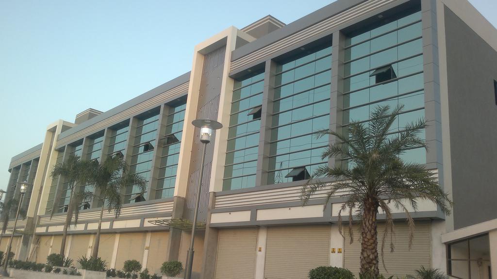 Hotel Shreenath Ahmedabad Exterior foto