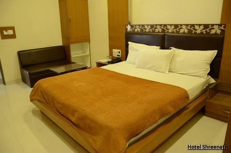 Hotel Shreenath Ahmedabad Exterior foto